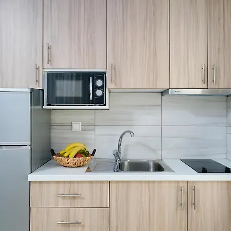 Daire Tarsa's House By The Sea