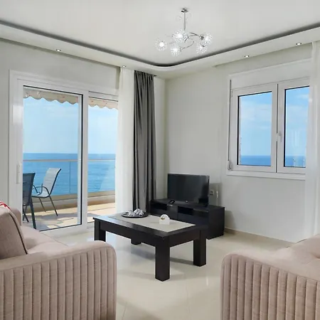 Daire Tarsa's House By The Sea