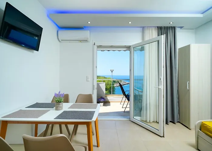 Tarsa's House By The Sea Apartamento