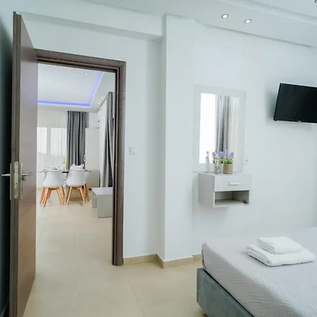 Tarsa's House By The Sea Апартаменты *