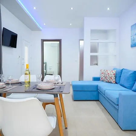 Апартаменты Tarsa's House By The Sea *