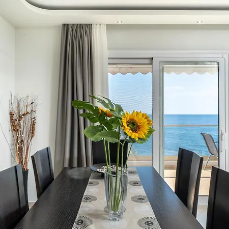 شقة Tarsa's House By The Sea Skála Marión