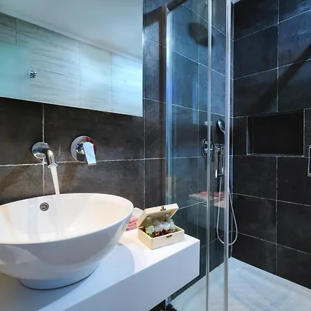 شقة Tarsa's House By The Sea *