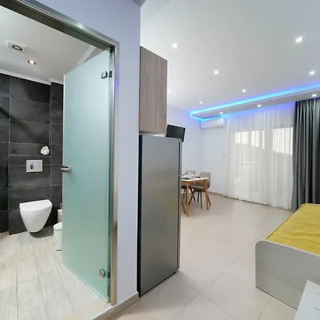 Tarsa's House By The Sea شقة Skála Marión